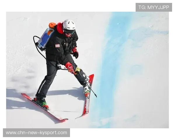 高山滑雪赛道维护技术示范班开班，高山滑雪比赛场地学制